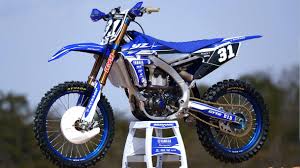 Yamaha dirt bike